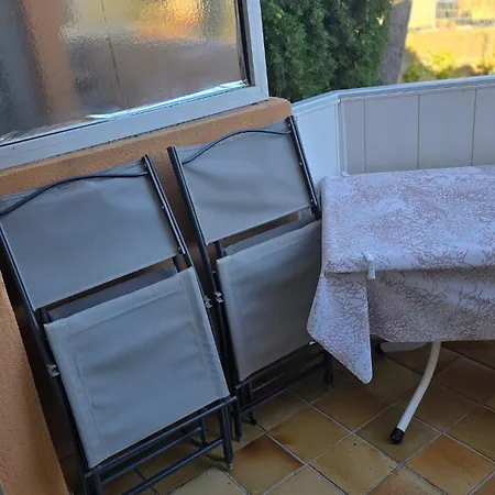 Calme Clim Wifi Parking , Proche Et Commoditees Daire