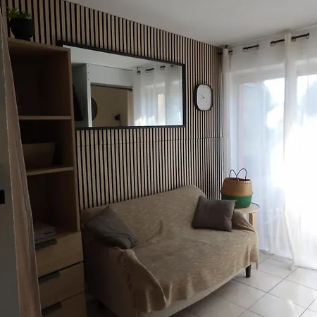 Calme Clim Wifi Parking , Proche Et Commoditées Apartamento Bormes-les-Mimosas
